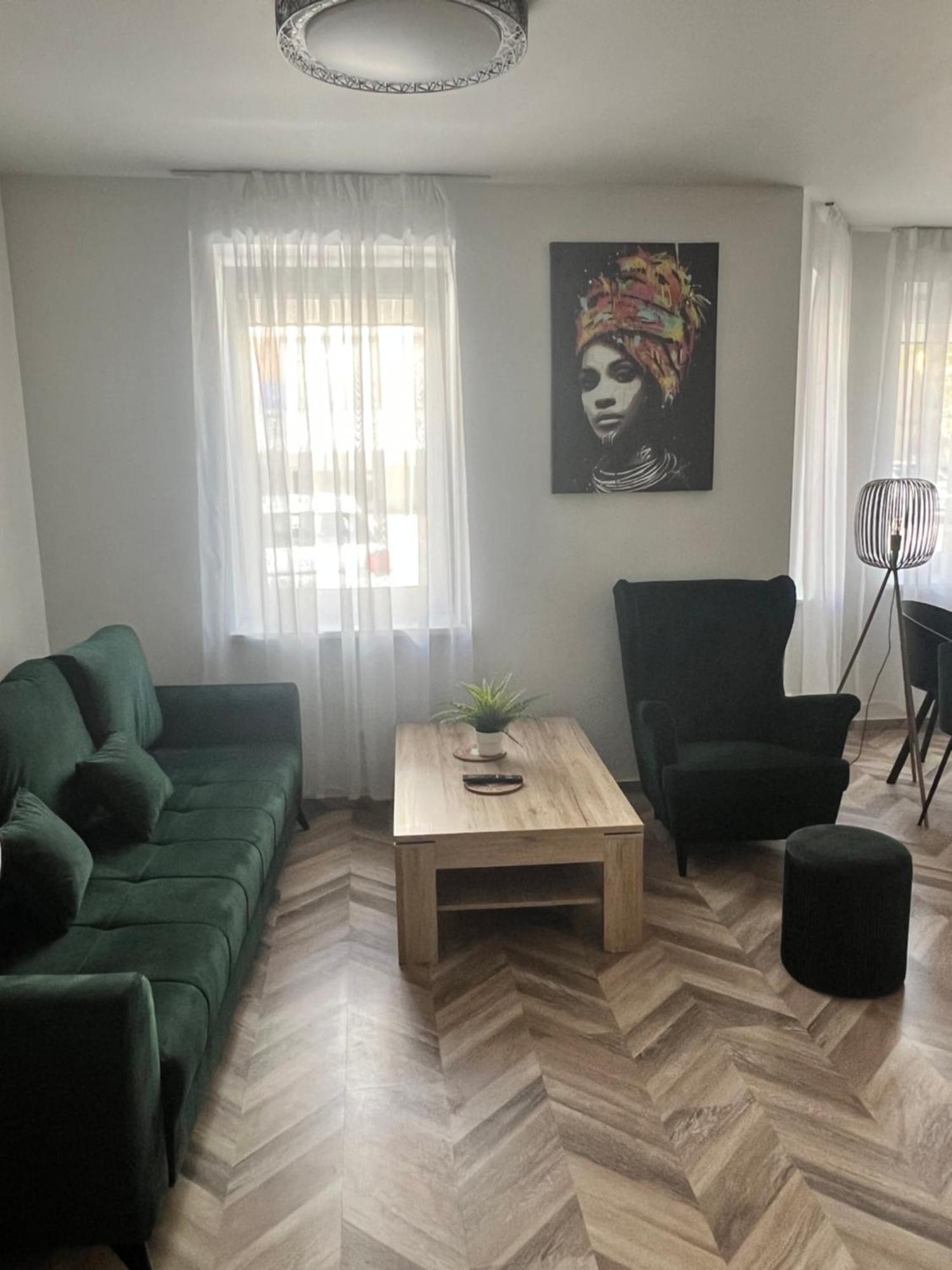 Apartamentai Turistams Клайпеда Екстериор снимка